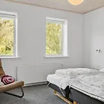 Six-bedroom In