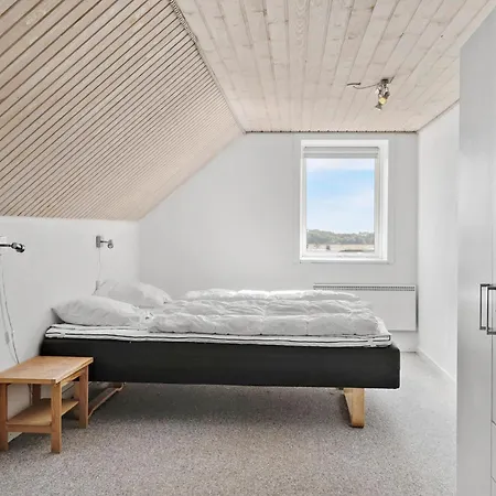펜션 Six-bedroom In *
